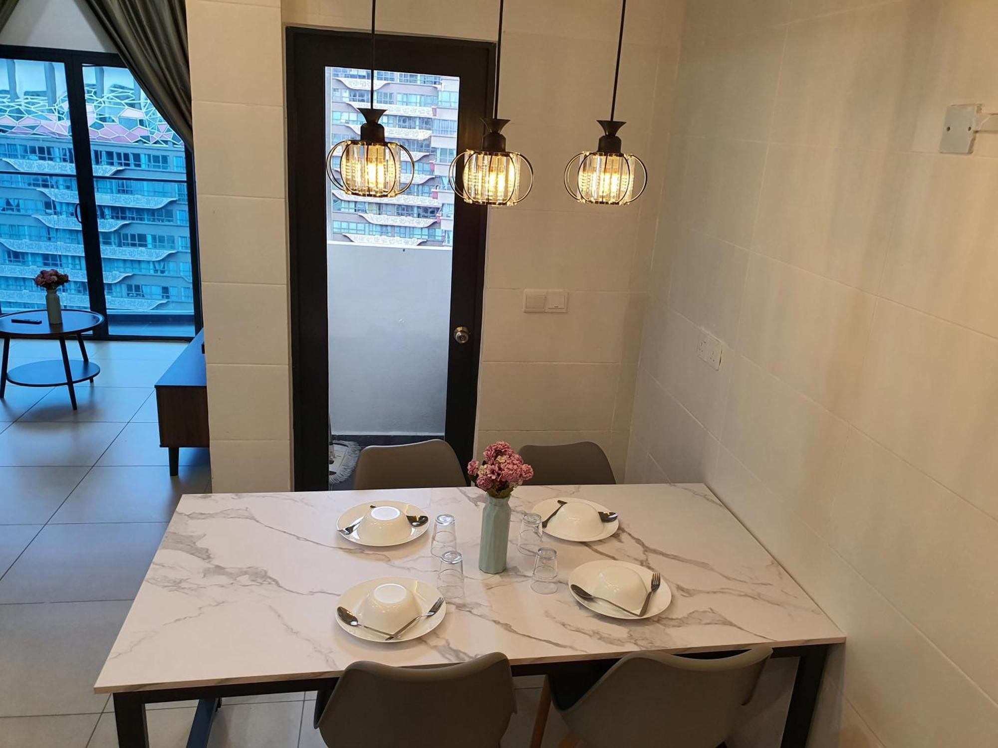 Reizz Residence By Luxury Suites Kuala Lumpur Luaran gambar